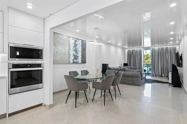 5 of 33 - 19390 Collins Avenue #209, Sunny Isles Beach, FL