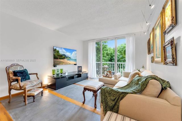 3661 Sw 9th Terrace #207, Miami