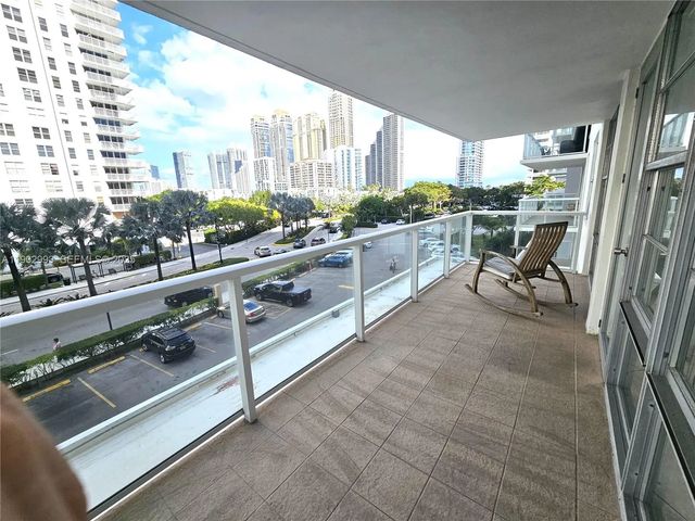 3 of 28 - 230 174th Street #409, Sunny Isles Beach, FL
