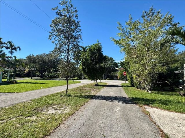 5 of 6 - 519 Ne 118th Street, Biscayne Park, FL