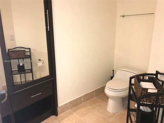 4 of 45 - 18201 Collins Avenue #5104, Sunny Isles Beach, FL