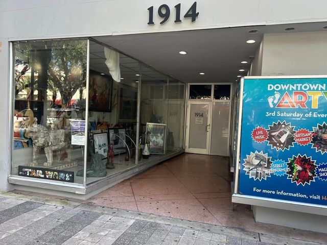3 of 5 - 1914 Hollywood Boulevard, Hollywood, FL