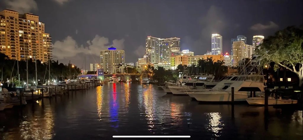 621 Sw 5 Place, Fort Lauderdale