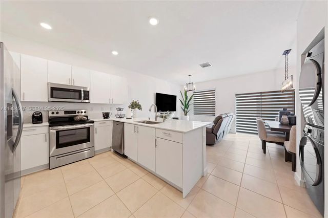 3 of 27 - 12942 Sw 232nd Terrace, Homestead, FL