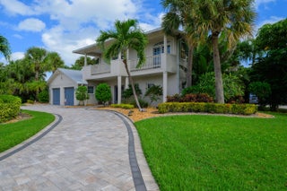 Photo of Listing #R11136116