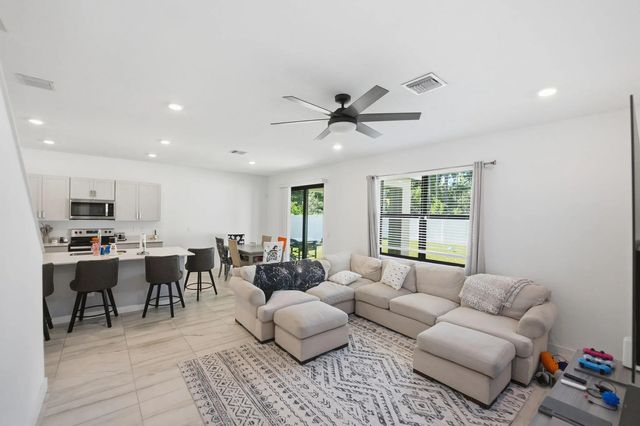 4 of 33 - 6016 Se Violet Lane, Stuart, FL