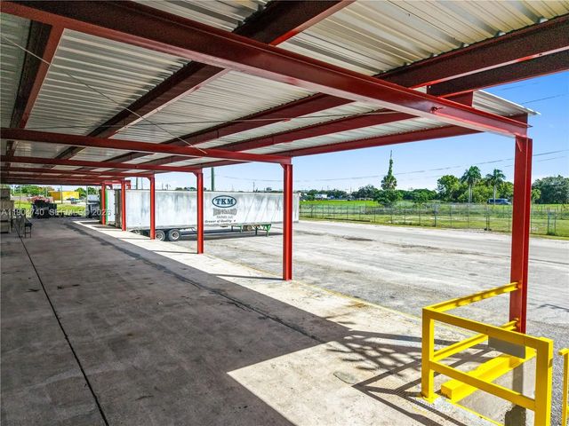 3 of 52 - 901 Nw 9th Street, Belle Glade, FL