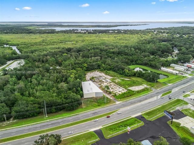 3155 Us Highway 441/27, 
