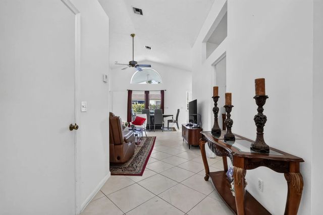 5 of 48 - 412 Trotters Lane, Greenacres, FL