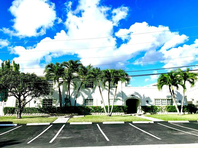 2 of 28 - 2735 Ne 28 Court, Lighthouse Point, FL