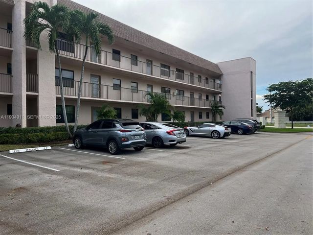 2 of 11 - 10466 Sunrise Lakes Boulevard #108, Sunrise, FL
