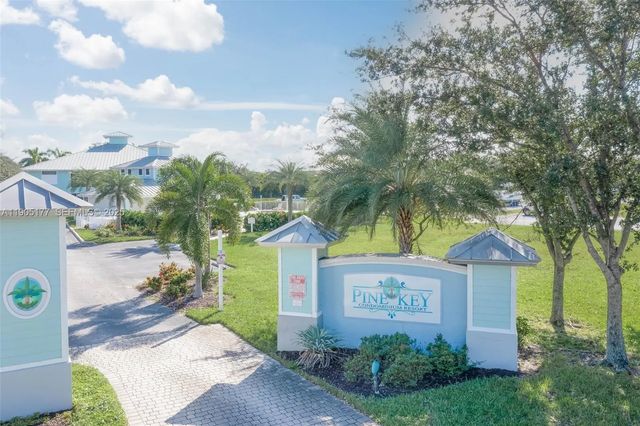 1050 Hancock Creek South Boulevard #203, Cape Coral