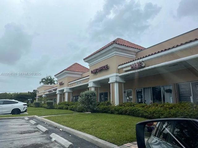 8717-8723 Nw 50, Lauderhill