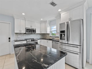 Photo of Listing #F10533806