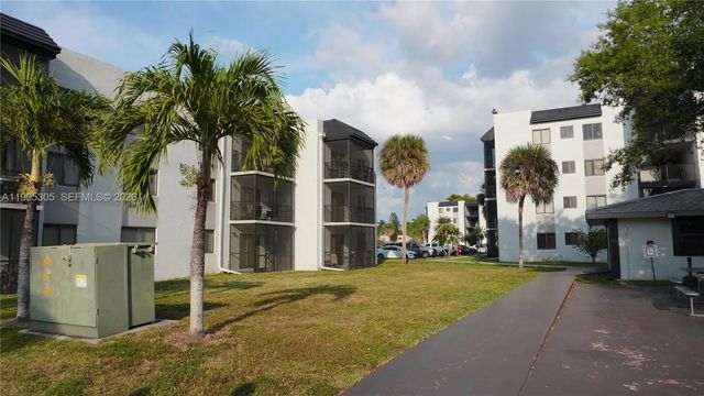 3710 N Pine Island Road #320, Sunrise
