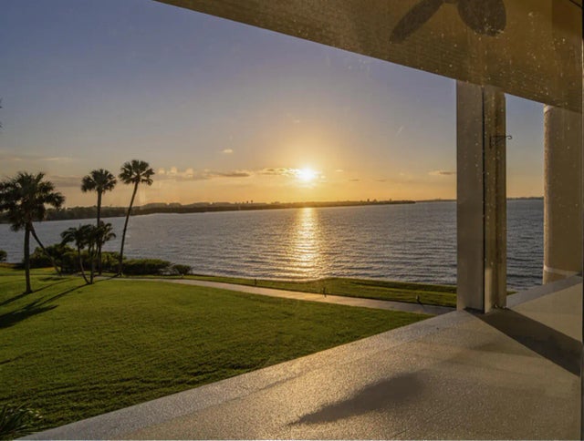 3432 Ne Causeway Boulevard #4-303, Jensen Beach