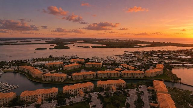 5 of 63 - 17 Harbour Isle Drive W #ph03, Hutchinson Island, FL