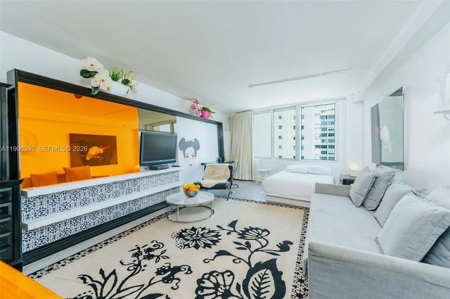2 of 20 - 1100 West Avenue #1004, Miami Beach, FL