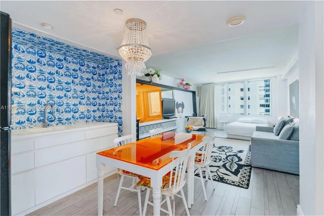 4 of 20 - 1100 West Avenue #1004, Miami Beach, FL