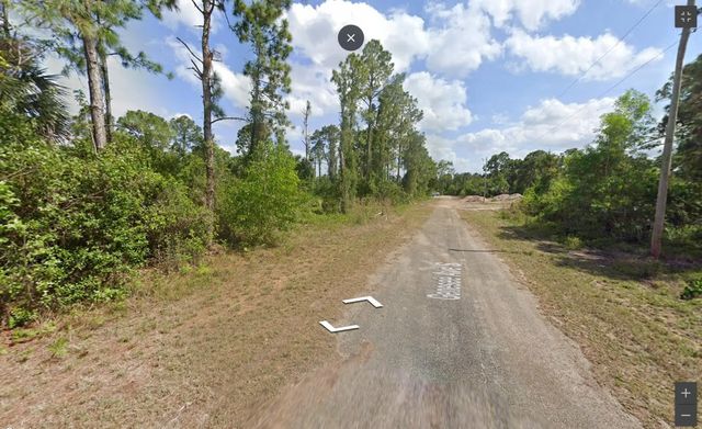 5 of 6 - 519 Genesee Avenue S, Lehigh Acres, FL