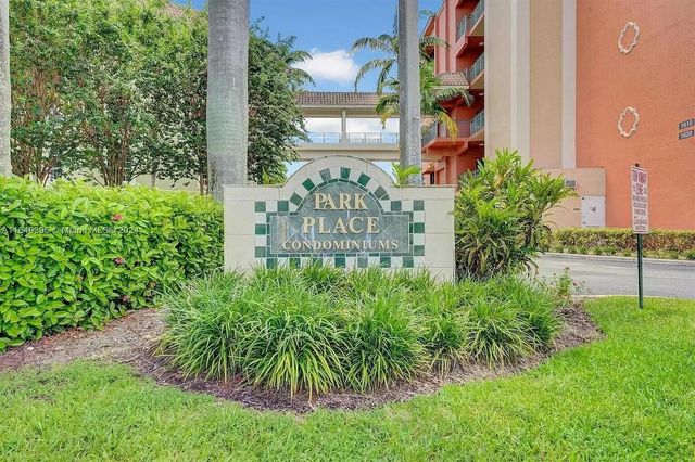 2 of 69 - 1640 Presidential Way #403, West Palm Beach, FL