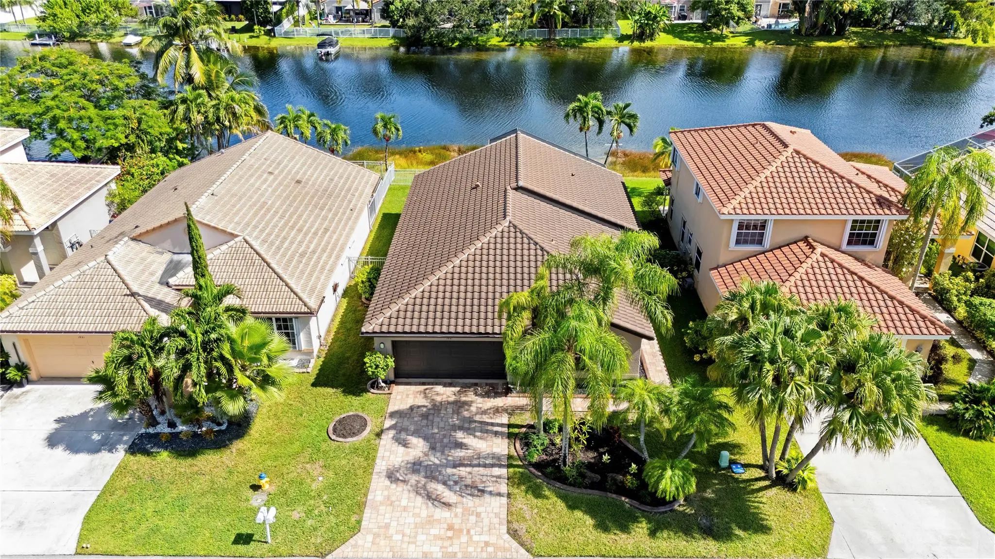 1941 Nw 182nd Terrace, Pembroke Pines