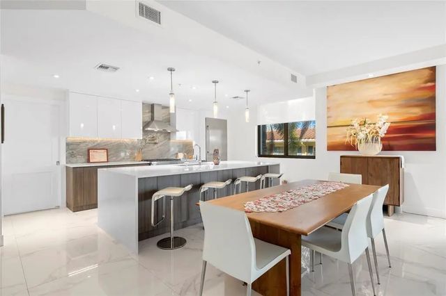 4 of 52 - 1507 Se 15th Street #202, Fort Lauderdale, FL
