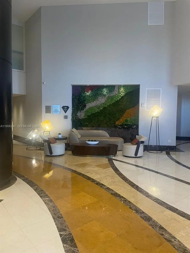 3 of 19 - 18001 Collins Avenue #1117, Sunny Isles Beach, FL