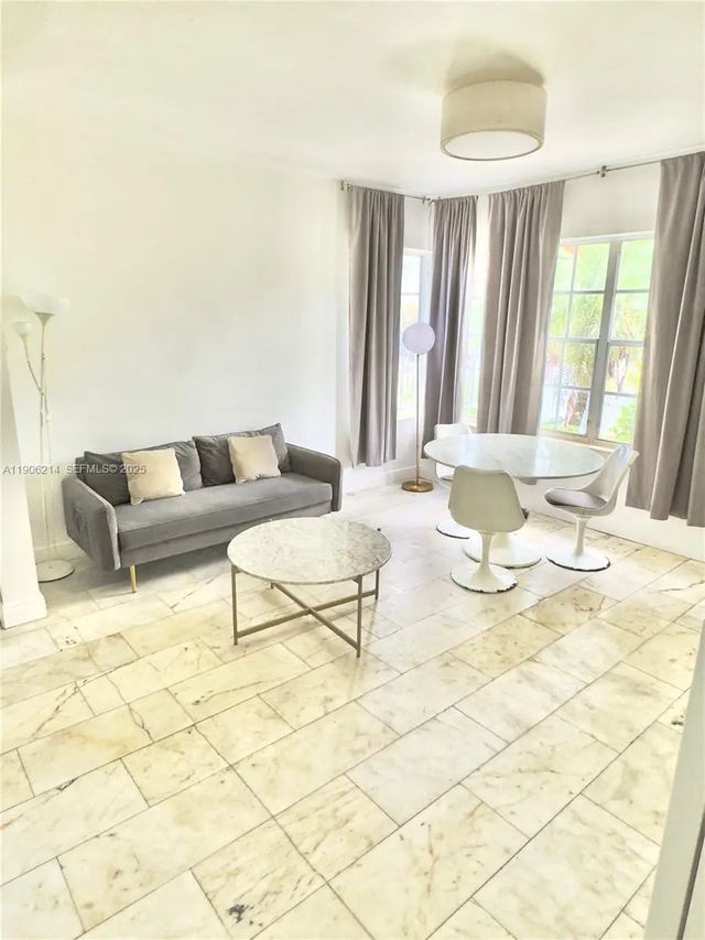 2 of 9 - 1526 Pennsylvania Avenue #2, Miami Beach, FL