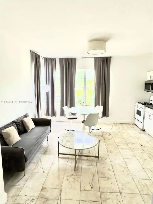 3 of 9 - 1526 Pennsylvania Avenue #2, Miami Beach, FL