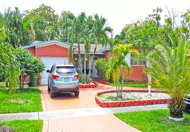 631 Sw 69th Avenue, Pembroke Pines
