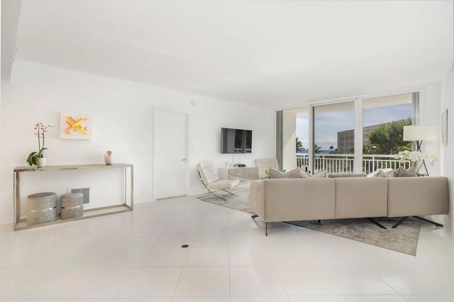 5 of 24 - 2780 S Ocean Boulevard #311, Palm Beach, FL