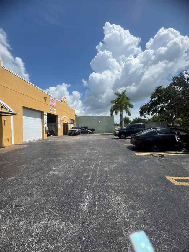 3 of 13 - 238 Nw 9th Avenue #4, Homestead, FL
