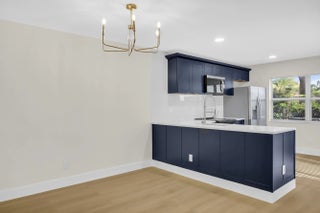 Photo of Listing #R11137013