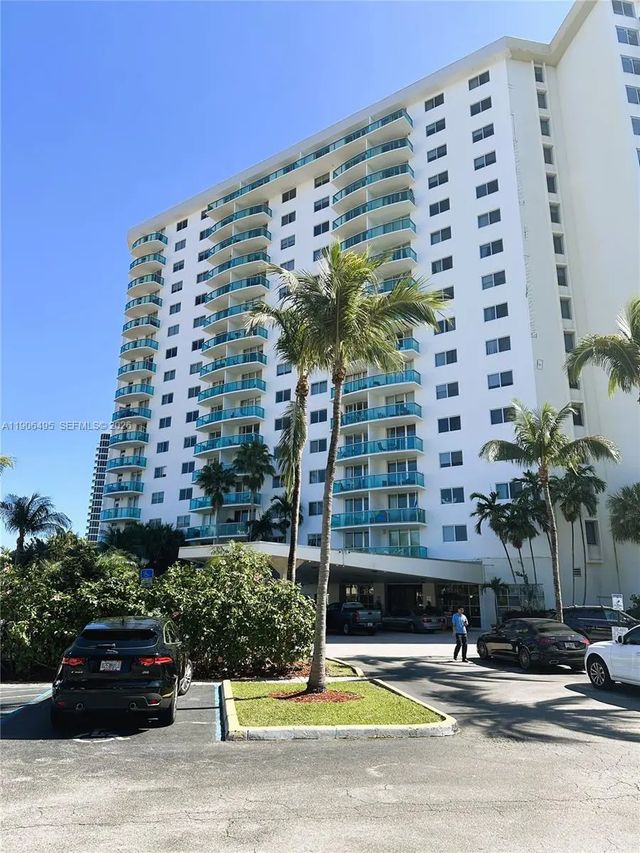 2 of 35 - 19370 Collins Avenue #ph-10, Sunny Isles Beach, FL