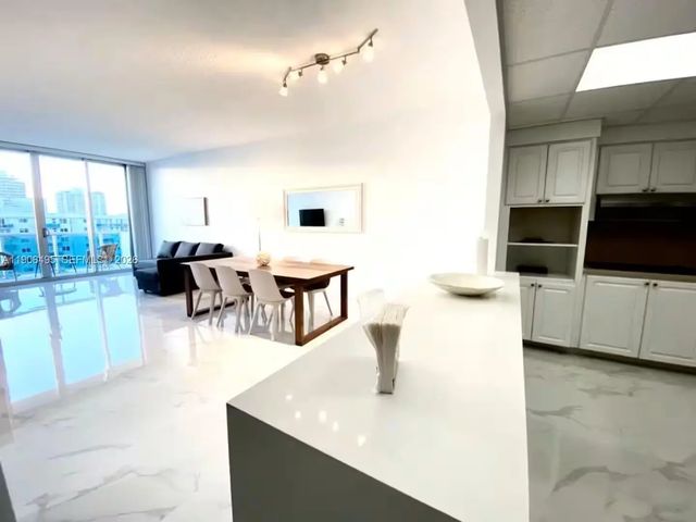 5 of 35 - 19370 Collins Avenue #ph-10, Sunny Isles Beach, FL