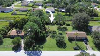 Photo of Listing #R11137078