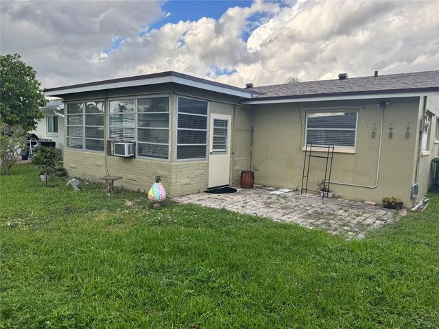 4 of 17 - 4938 Nw 54th Court, Tamarac, FL