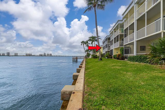101 Doolen Court #201, North Palm Beach