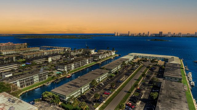 2 of 51 - 101 Doolen Court #201, North Palm Beach, FL