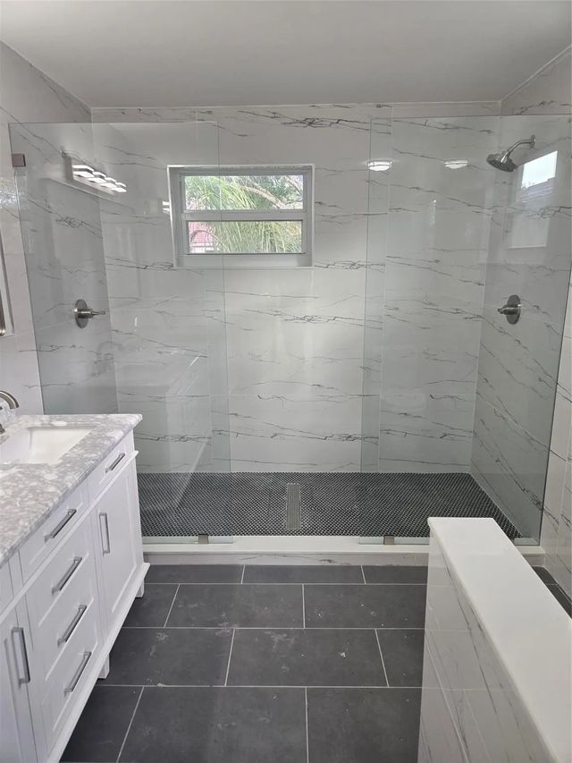 2 of 15 - 580 Nw 87 Way, Coral Springs, FL