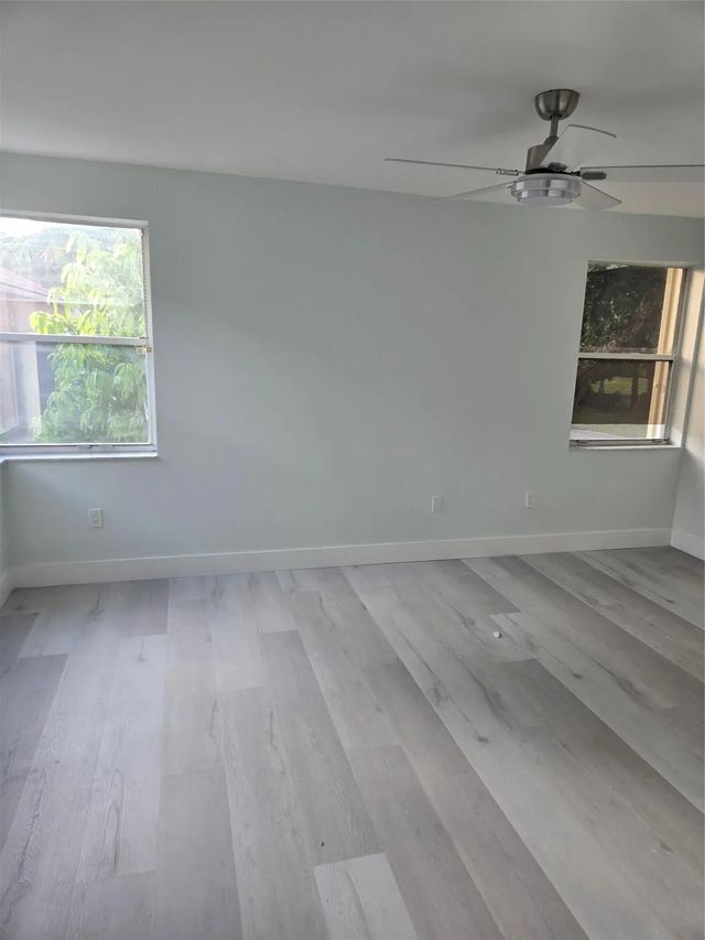 5 of 15 - 580 Nw 87 Way, Coral Springs, FL