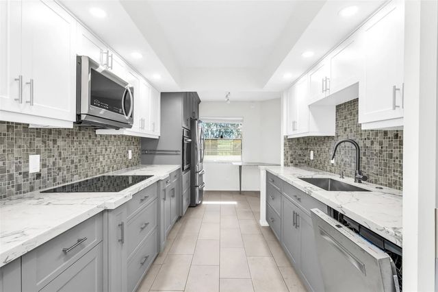 3 of 33 - 1703 Andros Isle #g4, Coconut Creek, FL