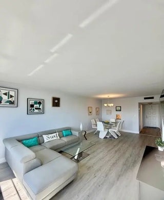 Photo of Listing #F10534646