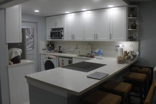 Photo of Listing #R11137292