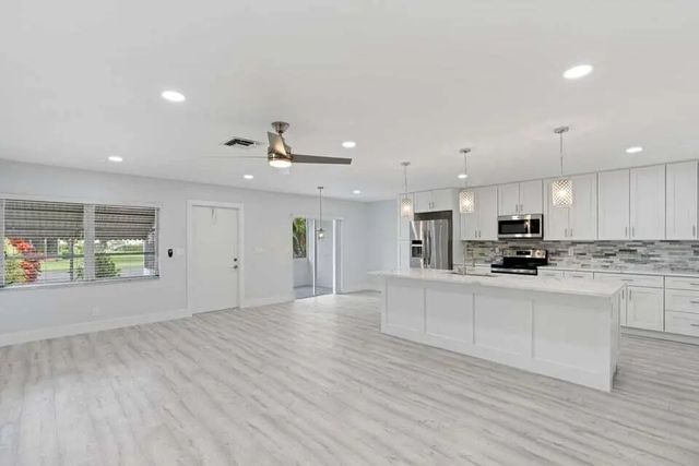 4 of 20 - 5036 Alfred Drive, West Palm Beach, FL