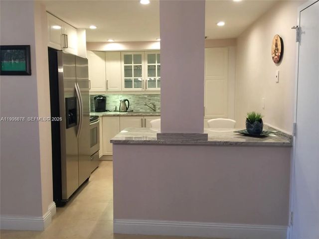 4 of 59 - 18151 Ne 31st Court #1912, Aventura, FL