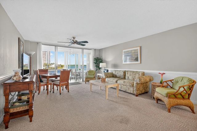 4 of 44 - 36 Yacht Club Drive #307, North Palm Beach, FL