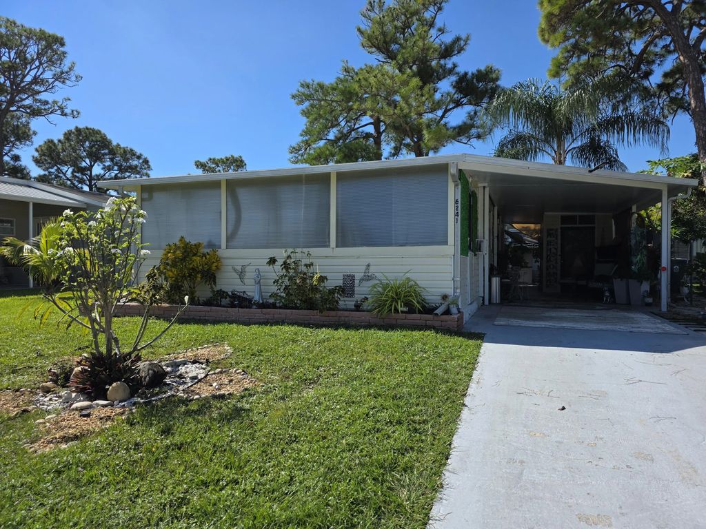 6241 Elm Lane, Lantana
