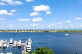 Photo of Listing #R11137345